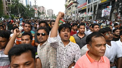A procession of 2000 vehicles and 30000 people from Bangladesh is coming to occupy Agartala bsm