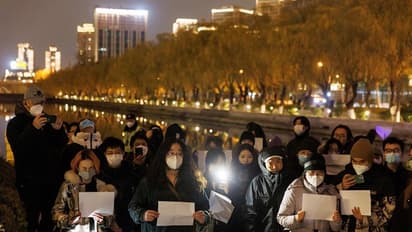 BBC Reporter beaten and kicked by the police of China