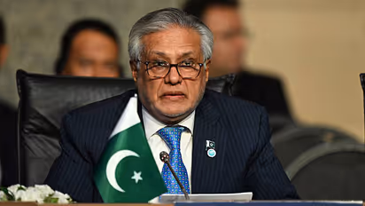 Pakistan Ishaq Dar