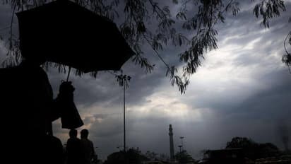 kolkata rain cloud cloudy south bengal weather