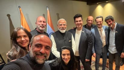 PM Modi Selfie With Fauda Actors During Israel Visit Pic Goes Viral