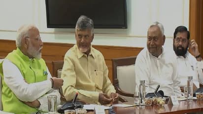 nda meeting elects narendra modi 12