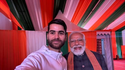 Meet Nazim of Kashmir who took a selfie with PM Modi bsm
