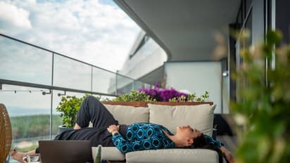 Sleep under the open sky