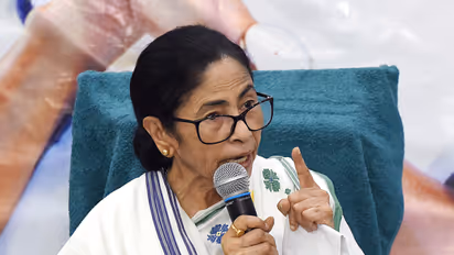 Mamata Banerjee Reaches Delhi For INDIA Alliance Meeting Targeting Election Commission