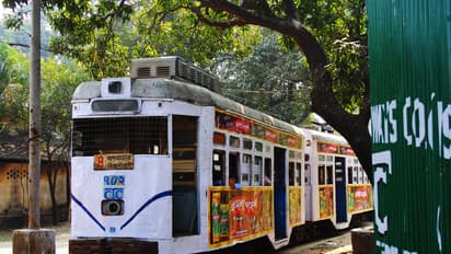 kolkata tram