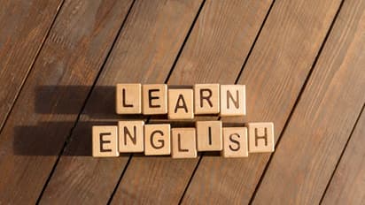 These phone applications can help to learn english fast