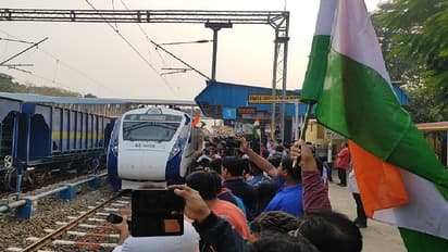 Bolpur Shantiniketan chaos with Vande Bharat Express