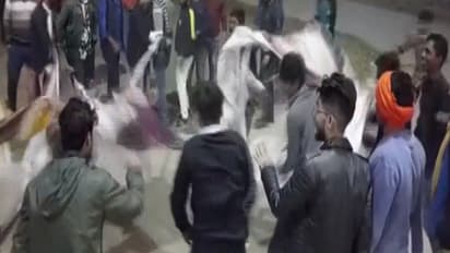 shahrukh khan film pathan to be released 26 January