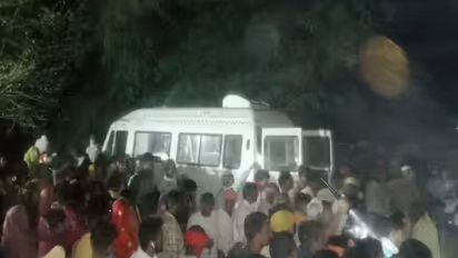 deoria accident 