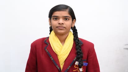 Priyanshi UP Board 10th Topper