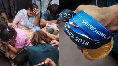 Protesting wrestlers