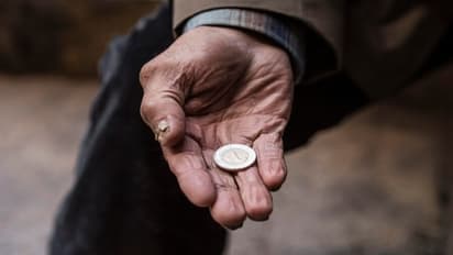 Mumbai man becomes worlds richest beggar anbak