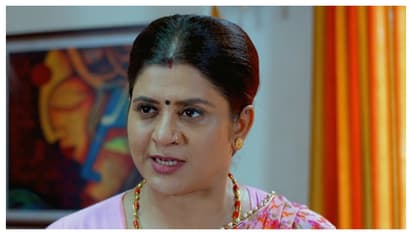 chembaneerpoovu serial review