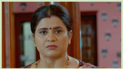 chembaneerpoovu serial review