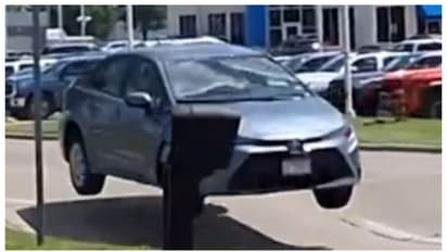 Extreme heat buckles road, sends car flying in Missouri