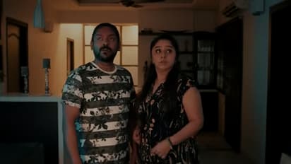 Vidhu Prathap and Deepthi