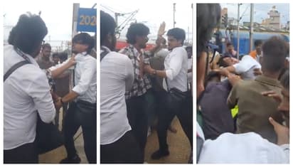 TTE's get beaten by crowd at kanpur station