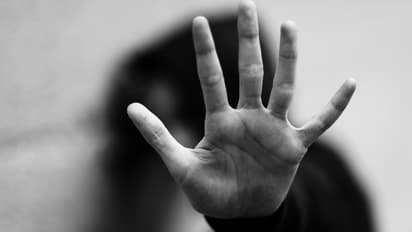 stop attack against girls/representational image