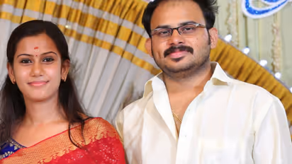Vijay Madhav, Devika