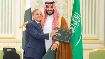 Saudi Arabia’s Crown Prince Mohammed bin Salman and Pakistani Prime Minister Shehbaz Sharif