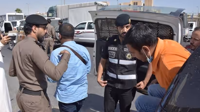  illegal expatriates arrested 