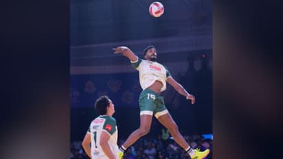 Bengaluru Torpedoes Prevail Over Spirited Calicut in PVL Classic