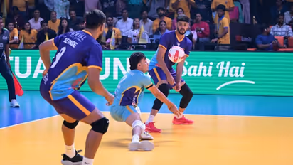 PVL 2025: Chennai Blitz Beat Delhi Toofans 3–0 to Enter Top Four