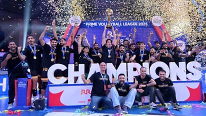 PVL 2025: Bengaluru Torpedoes Beat Mumbai Meteors to Win Season 4 Title