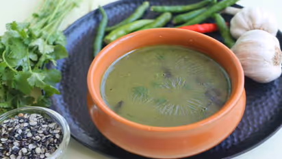 manathakkali keerai soup
