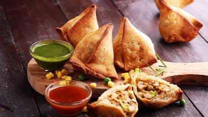  Mumbai doctor samosas fraud