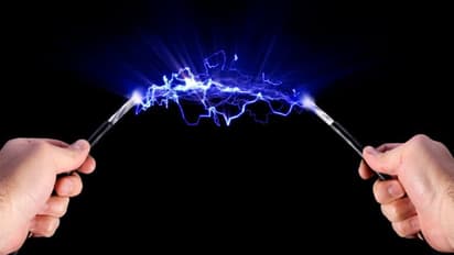 husband Caught Wife With Lover