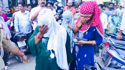 kanpur sex racket call girl police raid and Emotional story of prostitution