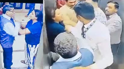 noida lift dog fight