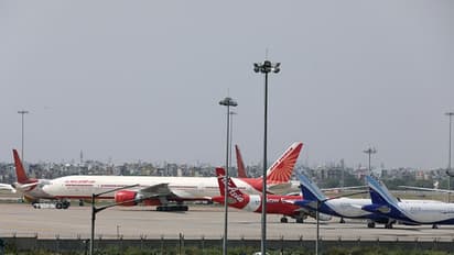 Airport, Delhi Airport