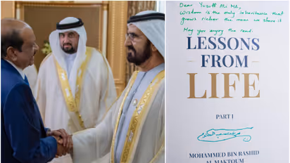 yusuff ali with dubai ruler