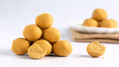 pottukadalai laddu recipe 