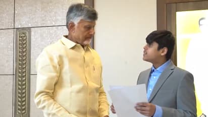 CM Chandra Babu Naidu with 12 years old boy who made AI for heart disease detection