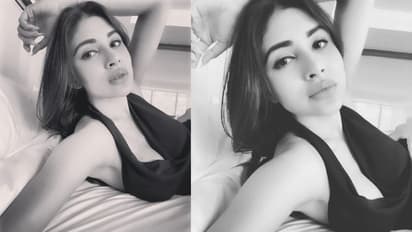 Mouni Roy Latest Pics