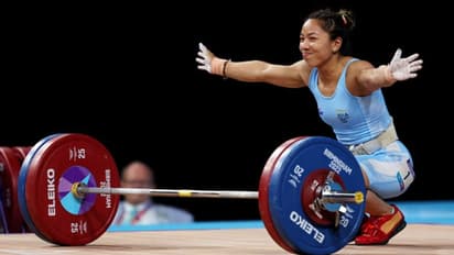 Mirabai Chanu set multiple records after won gold in Commonwealth games 2022 spb