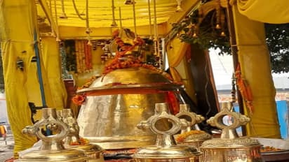2400 kg huge bell installed for prayer in Ayodhya Ram temple bsm