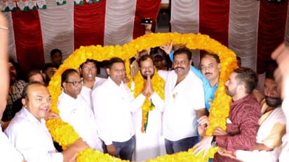 Check net wealth of Congress candidate Varun Chowdhury Mulana from Ambala Haryana 900 grams of gold bsm