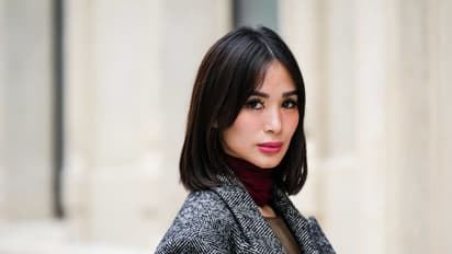 What is monochromatic makeup