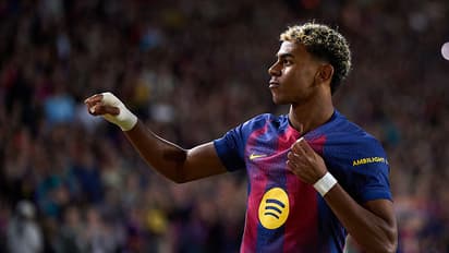 Lamine Yamal playing for FC Barcelona