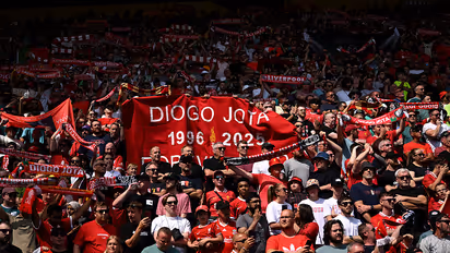 Liverpool fans tribute to Diogo Jota