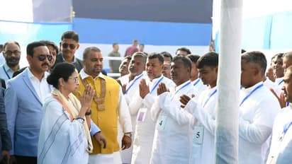 Mamata Banerjee meets fishermen released from Bangladesh from Gangasagar stage bsm