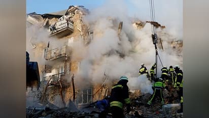 Russia Launches Long Range Strikes on Ukrainian Military Targets