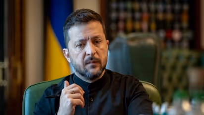 Volodymyr Zelenskyy and Donald Trump to discuss air defence in Washington