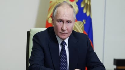 Putin: Russia rejects one-sided ties with West (File Photo)