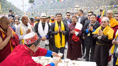 Himalayan Buddhist leaders hold meet